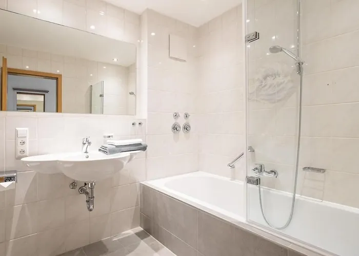 Bodenseeufer 아파트 *