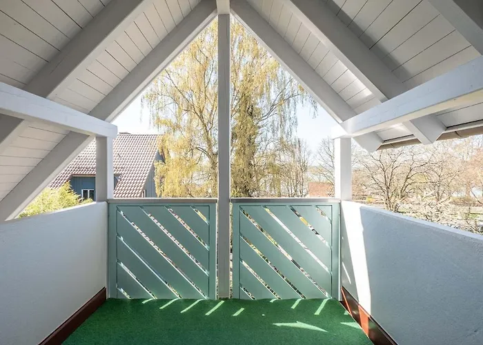 Bodenseeufer 아파트 *